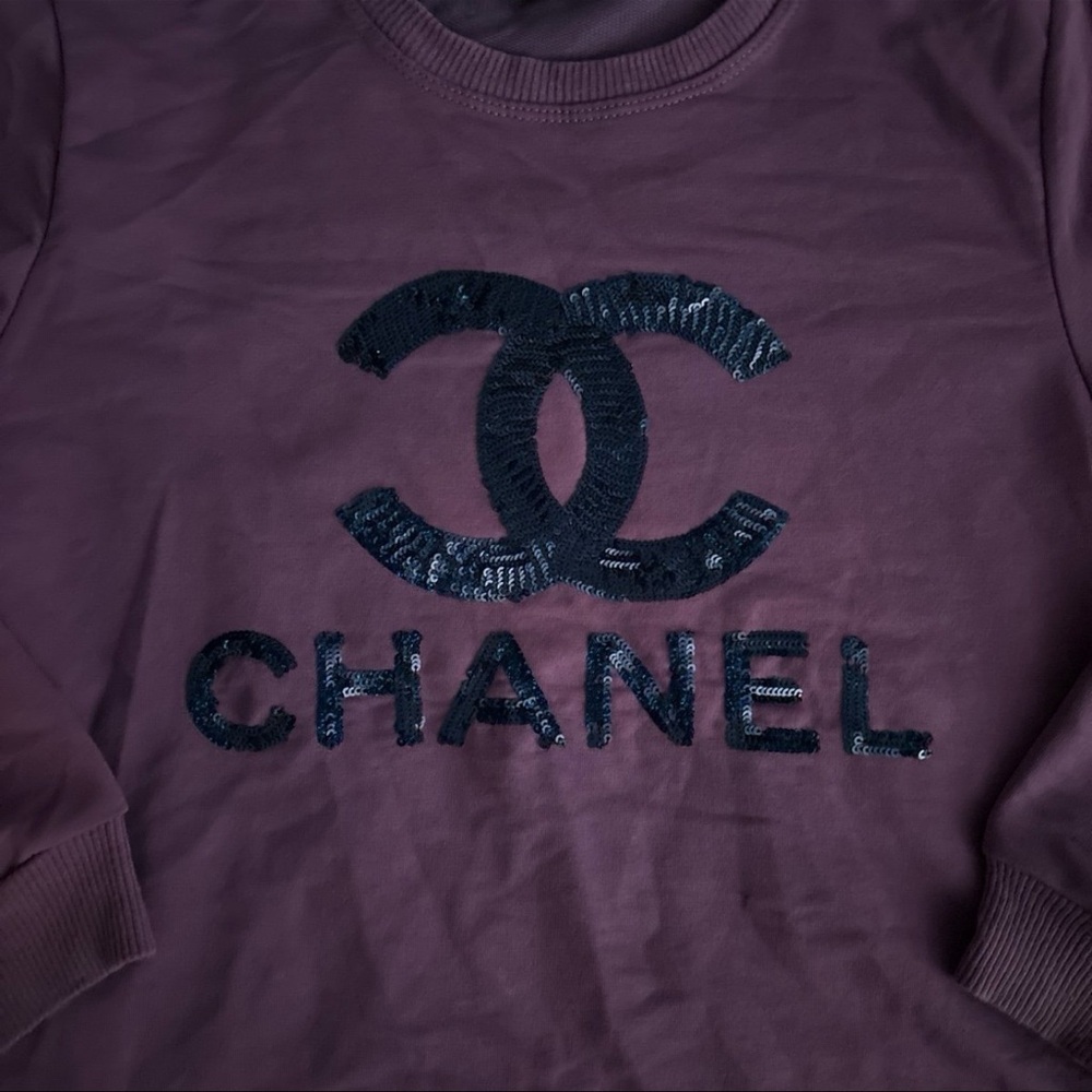 Girls Chanel purple sweatshirt size 9-10 - Picture 3 of 7